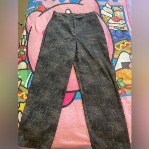 90s cool printed pants 🐍